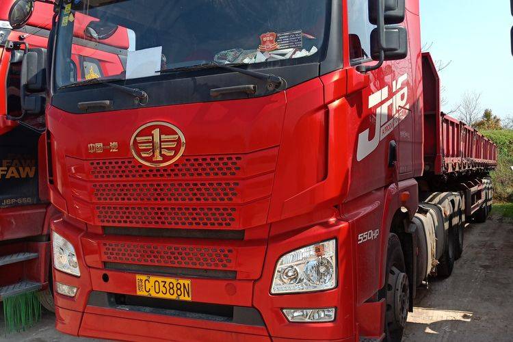 江西宜春二手牵引车青岛解放jh650马力转让出售_卡家二手车