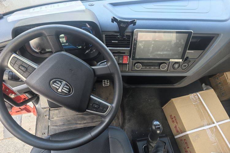 二手一汽解放 360马力 载货车
