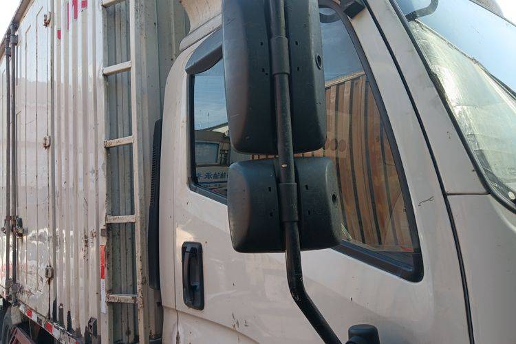 二手江铃汽车 136马力 载货车