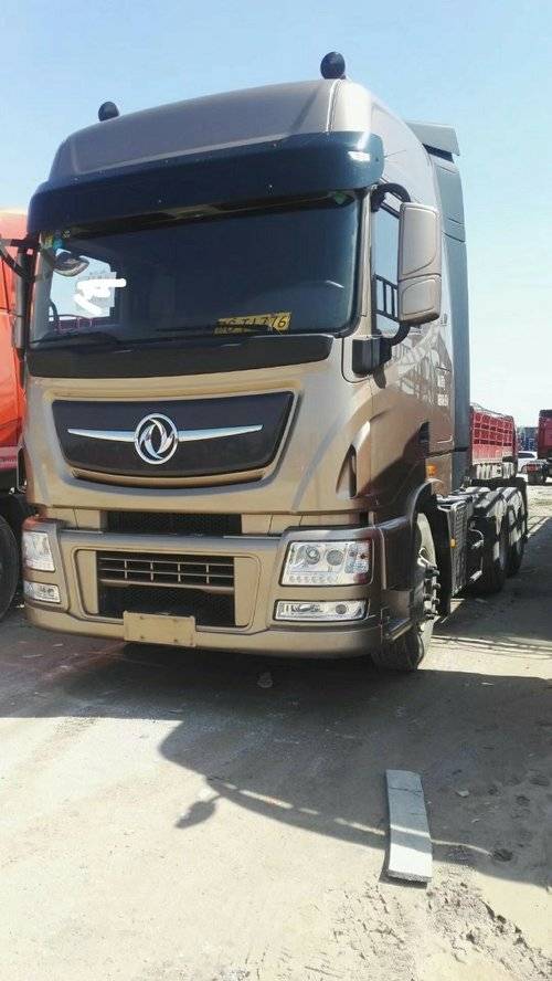 精品国四东风天龙旗舰版480马力车头,首付八万提车上路.