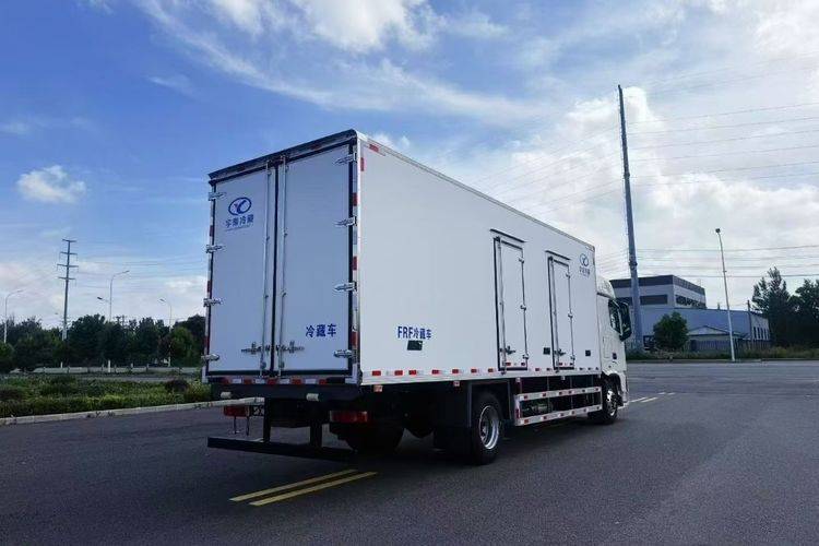 二手欧曼重卡(原福田欧曼) 380马力 专用车