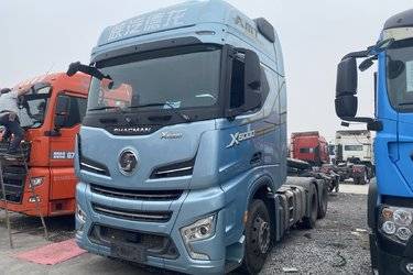 二手陕汽重卡 德龙X6000 610马力 6X4 AMT自动挡牵引车(国六) 双驱 潍柴二手牵引车 黄牌图片