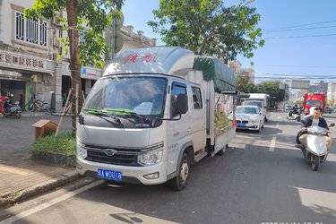 二手福田 时代领航S1 122马力 3.19米双排仓栅式小卡(国六) 单桥 全柴二手载货车 蓝牌图片