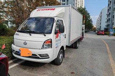 二手长安 跨越者D5 豪华版 1.6L 122马力 汽油 4.005米单排厢式微卡(国六) 单桥 东安二手载货车 蓝牌图片