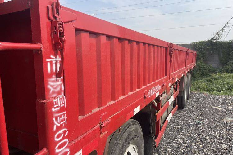 二手东风商用车 465马力 载货车