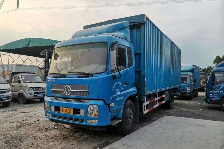 恭喜佛山来的客户,低价买到东风天锦7米7厢式货车,祝:阵哥生意兴隆