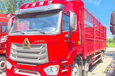 二手中国重汽 豪沃NX中卡 330马力 6X2 9.5米仓栅式载货车(9挡)(国六) 前四后四 曼二手载货车 黄牌