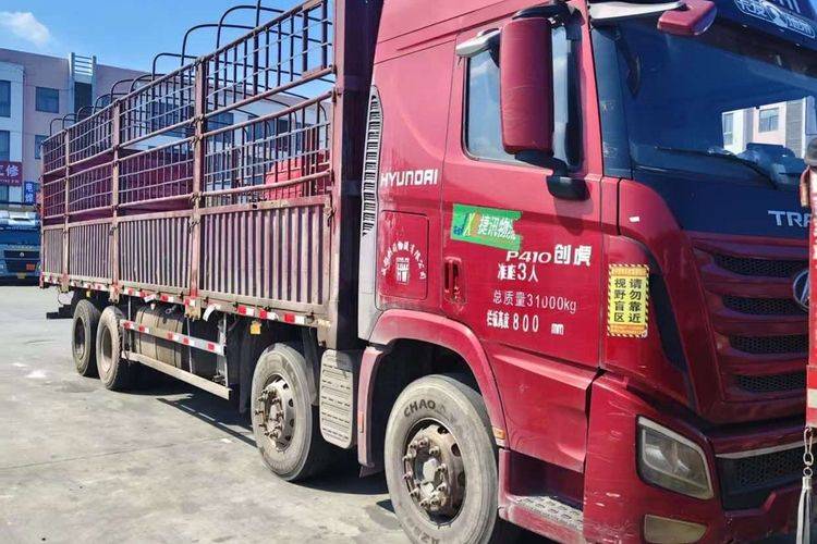 二手现代商用车 410马力 载货车