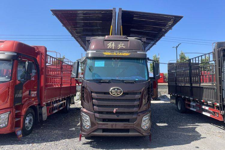 二手一汽解放 360马力 载货车