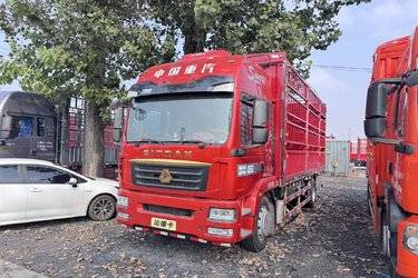 二手中国重汽 汕德卡SITRAK G5S 豪华版 330马力 4X2 6.8米仓栅式载货车(国六) 单桥 曼二手载货车 黄牌