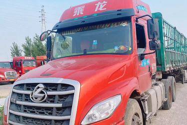二手东风柳汽 乘龙T5重卡 400马力 6X4长头牵引车(国五) 双驱 潍柴二手牵引车 黄牌图片