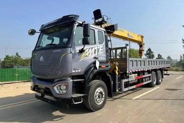 二手随车吊 重汽豪沃(HOWO) HOWO T5G 270 8.5 4X2图片