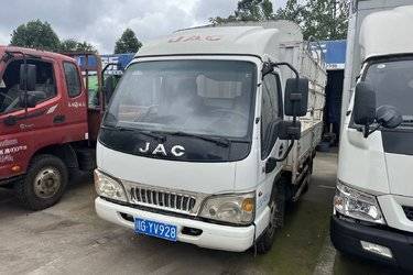 二手江淮 康铃29窄体 88马力 3.7米单排仓栅式轻卡(气剎)(国五) 单桥 全柴二手载货车 蓝牌图片