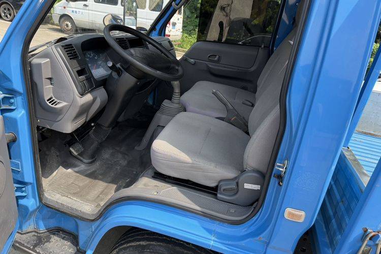 二手江铃汽车 116马力 载货车