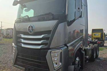二手大运 V9 550马力 6X4 牵引车(国五) 双驱 潍柴二手牵引车 黄牌图片