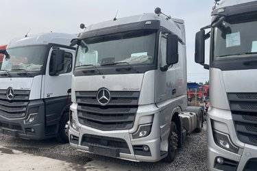 二手奔驰 Actros 重卡 530马力 4X2 牵引车(国六) 单桥 奔驰二手牵引车 黄牌图片