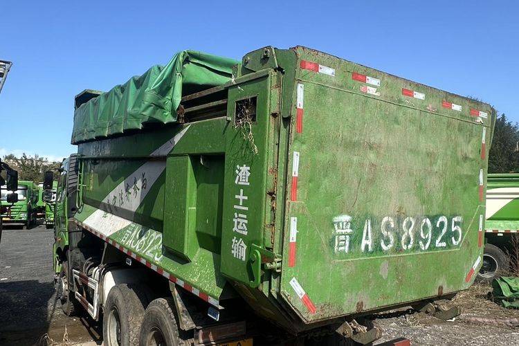 二手一汽解放 390马力 自卸车
