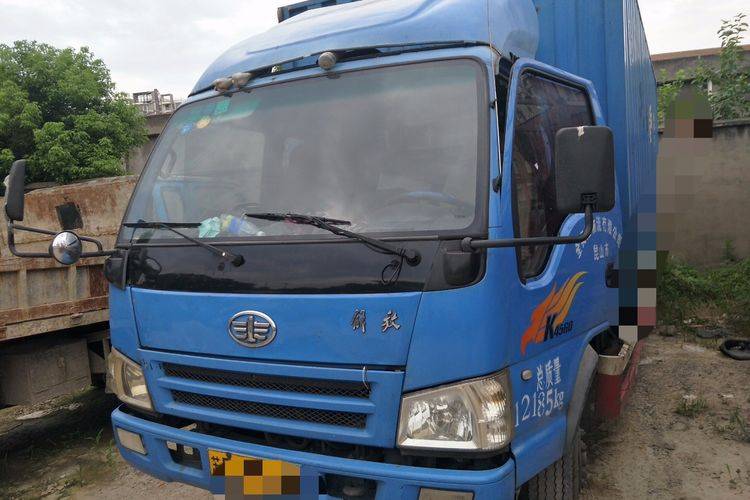 一汽解放轻卡 140马力马力 载货车