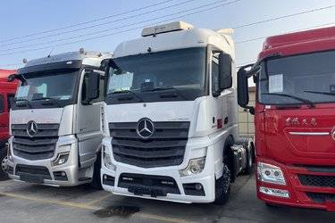 二手奔驰 新Actros重卡 450马力 6X4牵引车(国五) 双驱 奔驰二手牵引车 黄牌图片