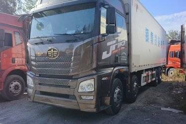 二手青岛解放 JH6重卡 领航版2.0 460马力 8X4 9.4米厢式载货车(国六) 前四后八 锡柴二手载货车 黄牌图片