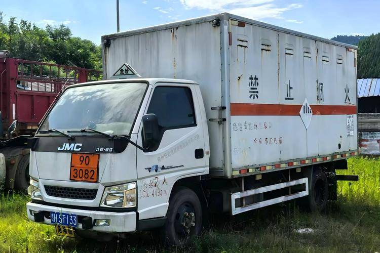 二手江铃汽车 116马力 载货车