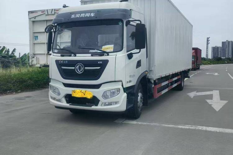 二手东风商用车 240马力 载货车