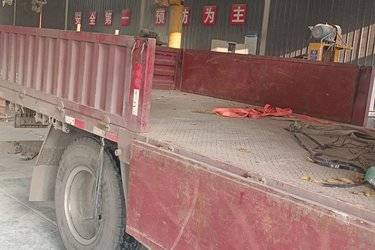 二手福田 奥铃CTS 168马力 5.25米排半栏板轻卡(国五) 单桥 福田康明斯二手载货车 黄牌