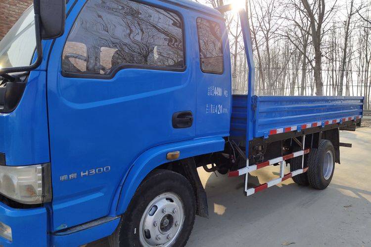 天津二手载货车 上汽跃进130马力转让出售_卡家二手车