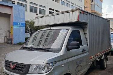 二手五菱 荣光 加长标准型封窗车助力版 99马力 1.5L汽油 2座 封闭式货车(国六)二手封闭货车后驱图片