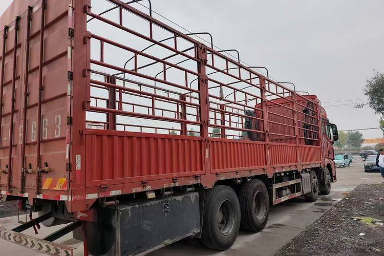 二手一汽解放 460马力 载货车