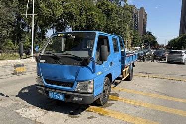 二手江铃 凯运 109马力 3.3米双排栏板轻卡(国四) 单桥 庆铃五十铃二手载货车 蓝牌