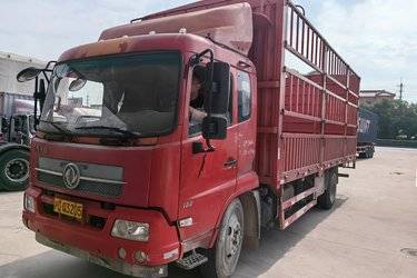 二手东风商用车 天锦中卡 160马力 4X2 6.75米仓栅式载货车(国五) 单桥 东风二手载货车 黄牌图片
