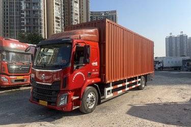 二手东风柳汽 新乘龙M3中卡 200马力 4X2 8.3米厢式载货车(国六) 单桥 玉柴二手载货车 黄牌图片