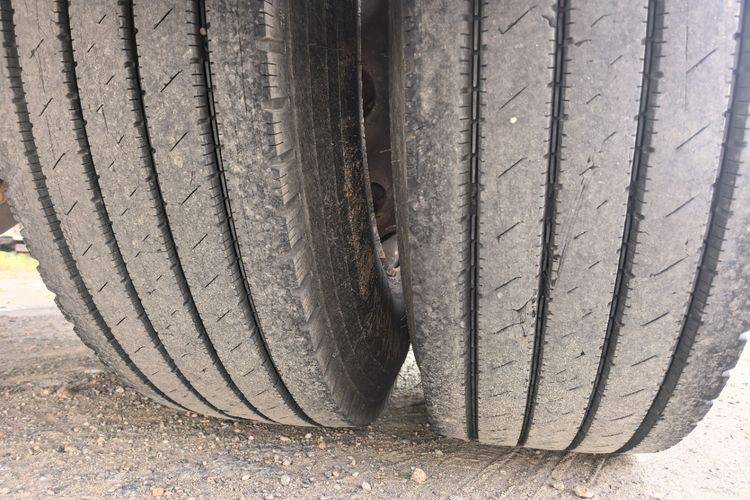 二手东风新疆 270马力 专用车