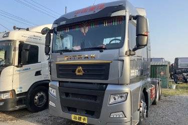 二手中国重汽 汕德卡SITRAK G7S重卡 680马力 6X4 AMT自动档牵引车(国六) 双驱 潍柴二手牵引车 黄牌图片