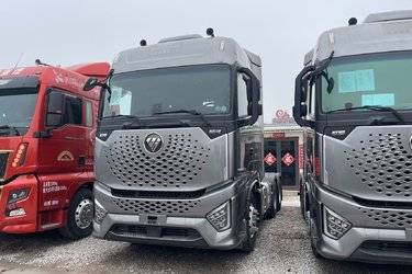 ���ֿ������� ŷ������ ��Խ�� 580���� 6X4 AMT�Զ���ǣ����(����)(��������)(����) ˫�� ���￵��˹����ǣ���� ����