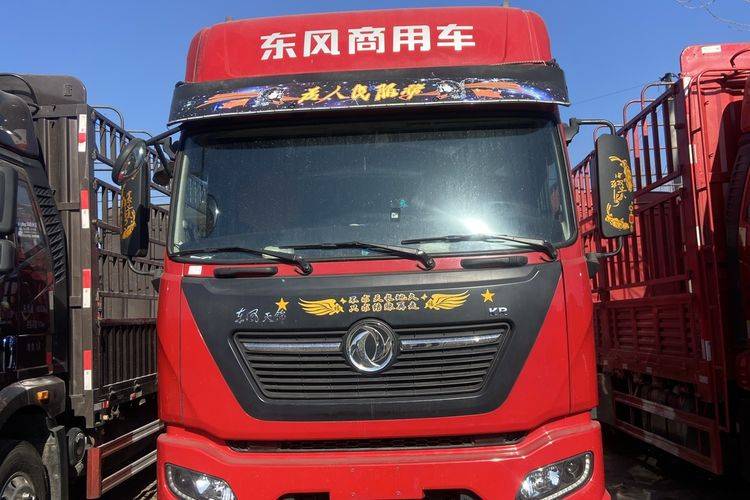 二手东风商用车 300马力 载货车