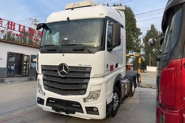 二手奔驰 Actros重卡 480马力 6X4牵引车(国五) 双驱 奔驰二手牵引车 黄牌图片