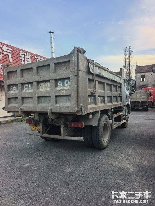 东风华神 180马力 自卸车