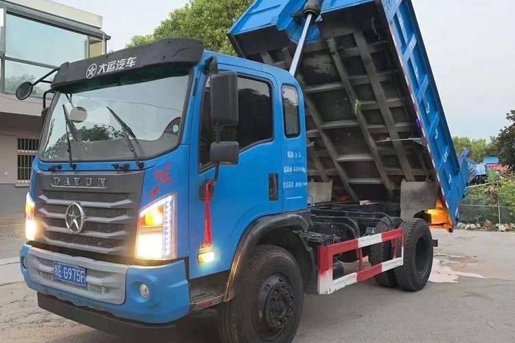 二手湖北大运 160马力 自卸车