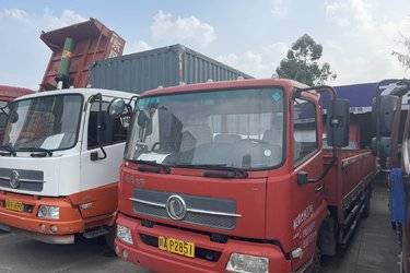 二手东风商用车 天锦中卡 140马力 4X2 7.1米单排载货车底盘(国四) 单桥 东风二手载货车 黄牌图片