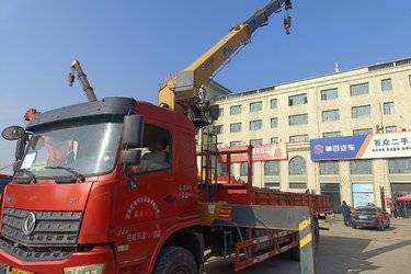 二手随车吊 东风随专 东风底盘 240 8.5 6X4