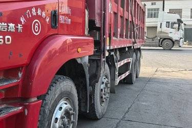 二手上汽红岩 杰卡C500 轻量化版 350马力 8X4 6米自卸车(国五) 前四后八 北汽福田二手自卸车 黄牌