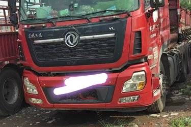 二手东风商用车 天龙重卡 450马力 4X2牵引车(国五) 单桥 雷诺二手牵引车 黄牌