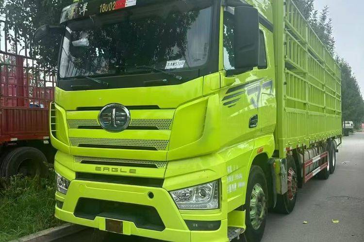 二手一汽解放 560马力 载货车