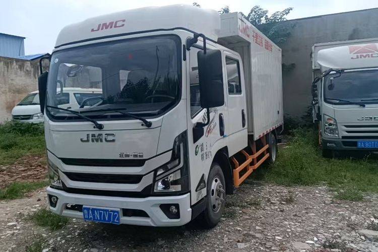 二手江铃汽车 152马力 载货车