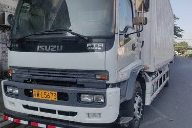 二手庆铃 FTR系列中卡 205马力 4X2厢式载货车底盘(国五) 单桥 庆铃五十铃二手载货车 黄牌图片