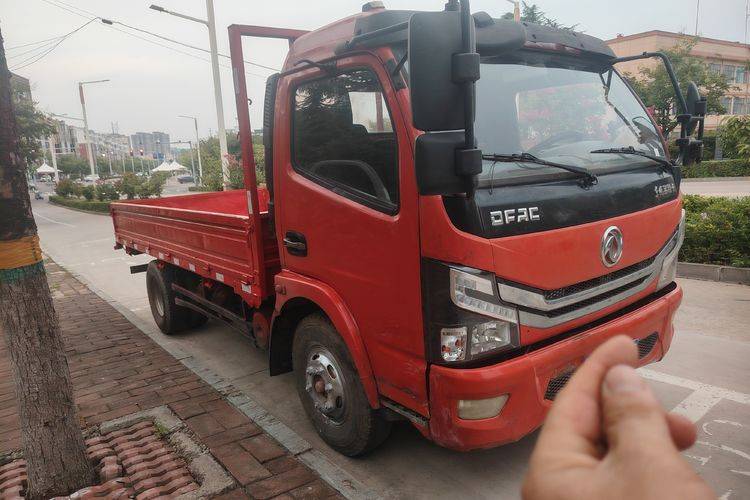 二手东风多利卡 150马力 载货车