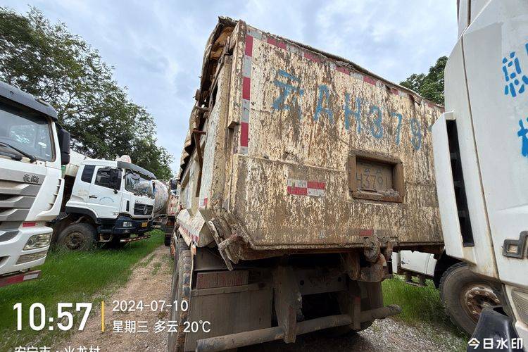 二手东风商用车 350马力 自卸车