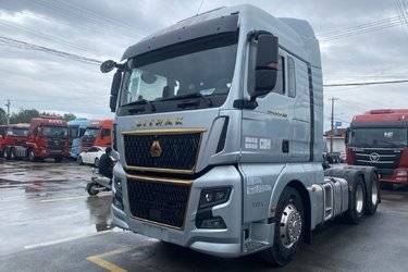 二手中国重汽 汕德卡SITRAK C9H重卡 奢华版 570马力 6X4 AMT自动挡牵引车(国六)(带液缓)(国六) 双驱 曼二手牵引车 黄牌图片